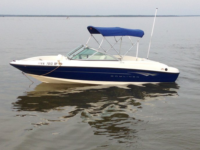 Sea Dragon, our single-owner Bayliner  2010 175BR