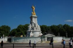 Queen Victoria Monument