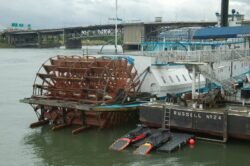 Steam Powered Sternwheel "Portland"
