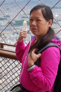 Winnie On Top Of The Eiffel Tower